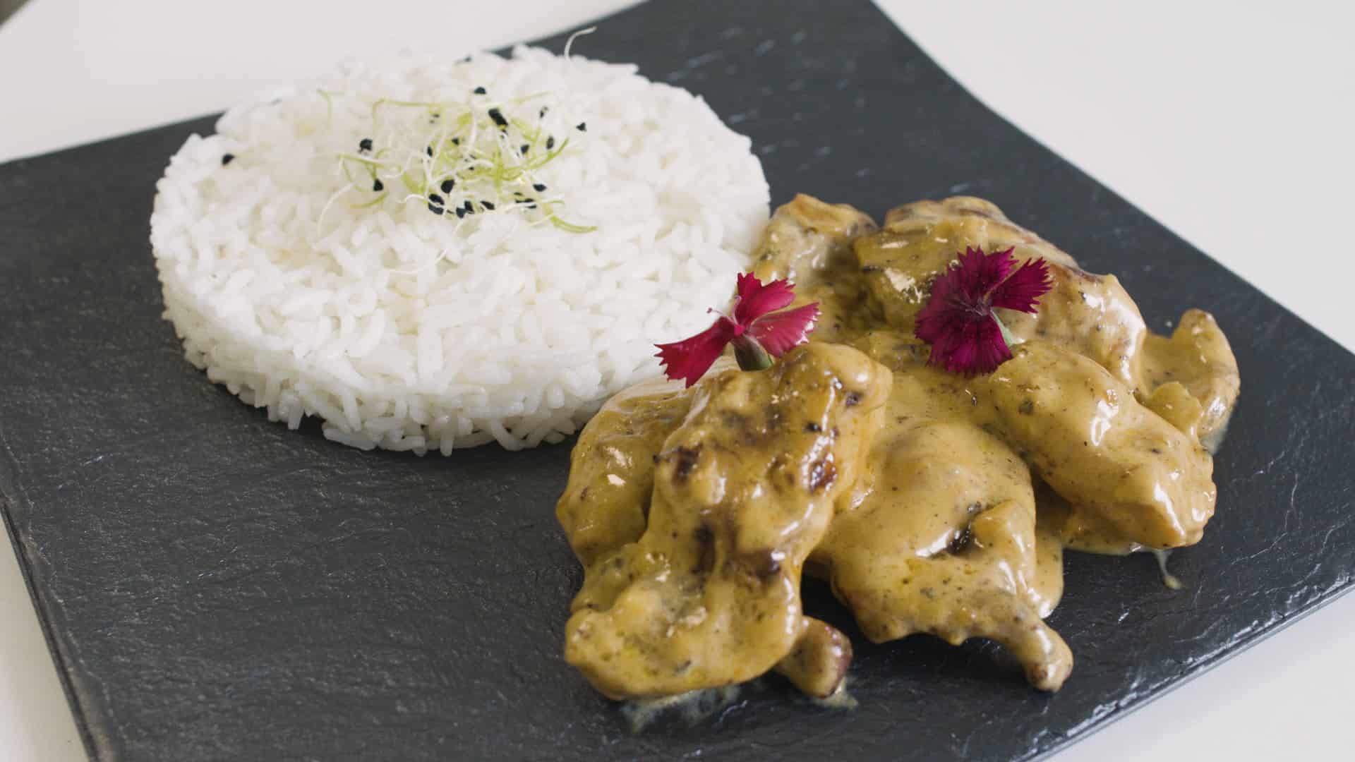 Detalle de Fajitas de pollo al curry